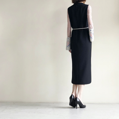 Embroidery cuffs lace sleeve dress サイズ1